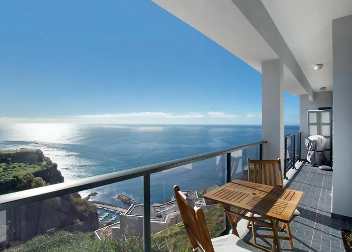 Morning Glory Penthouse Апартаменты *