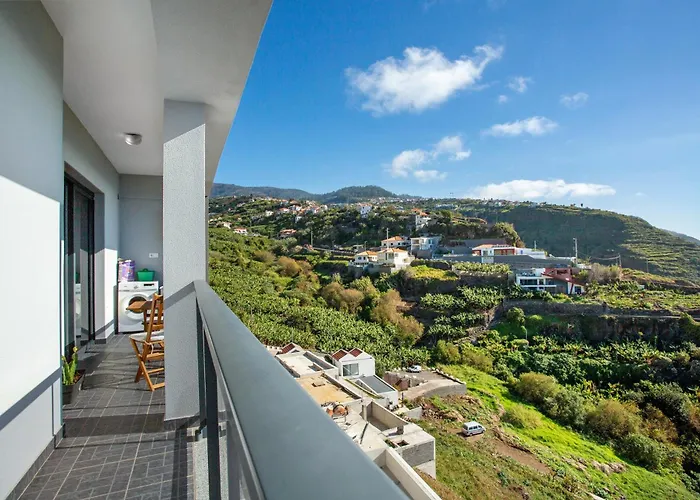 Morning Glory Penthouse Апартаменты *