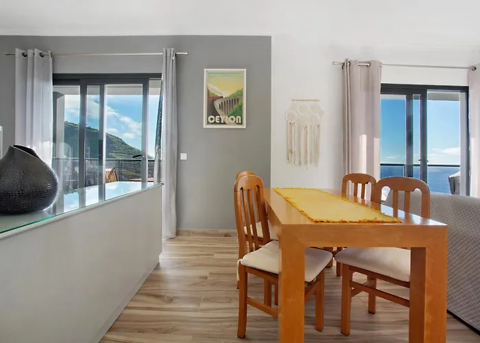 Апартаменты Morning Glory Penthouse *