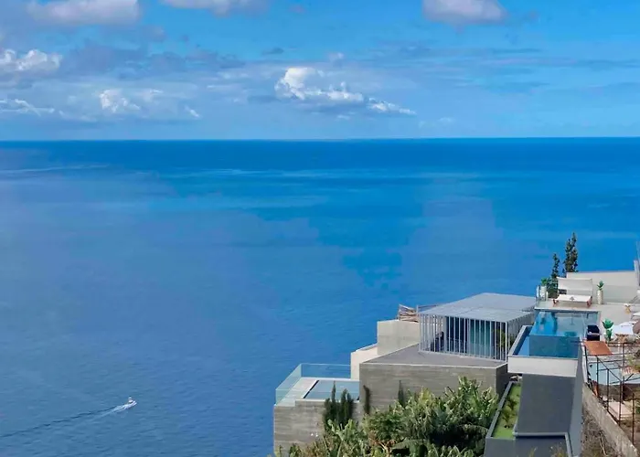 Morning Glory Penthouse Апартаменты